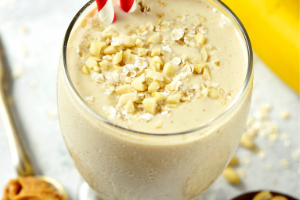 Close up picture of a smoothie in a glass