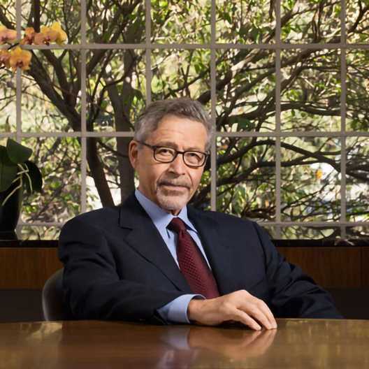 headshot of Barry Meyer