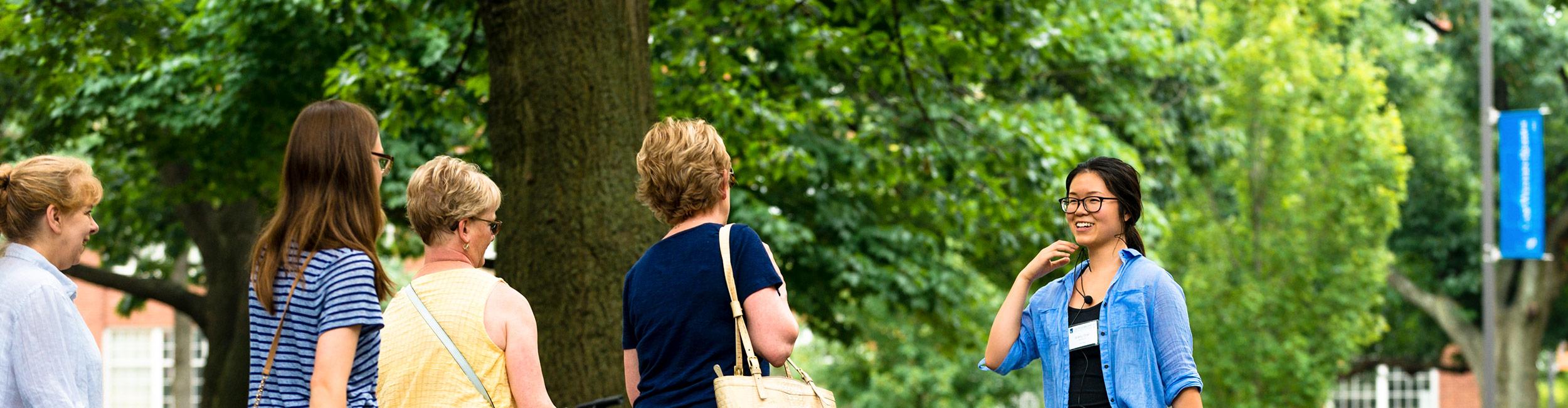 Parents and students on a campus tour