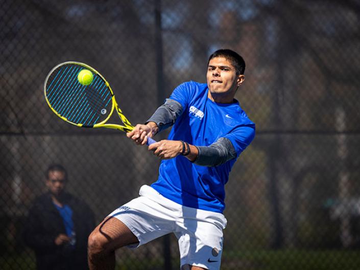 person playing tennis