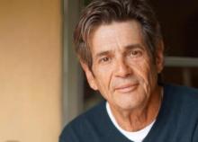 Photo of stage and screen actor Alan Rosenberg