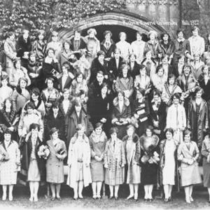 A black and white image of the graduating class of 1929 from theFlora Stone Mather College for Women 