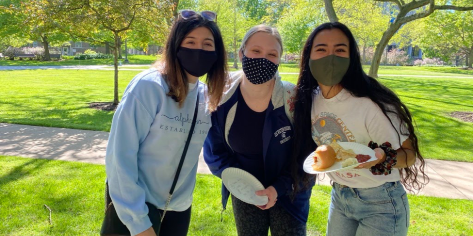 Helen Molteni, Megan Gregory, Melissa Phung (Left to Right) at our third lab graduation party