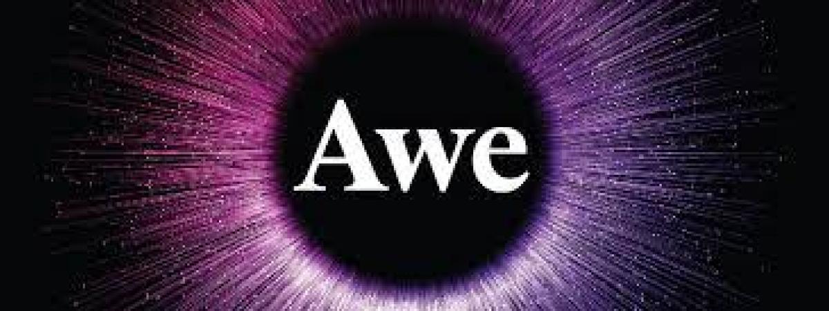 text saying "awe"