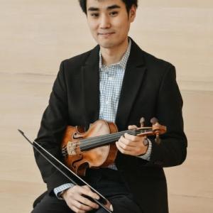 Addi Liu, baroque violin headshot