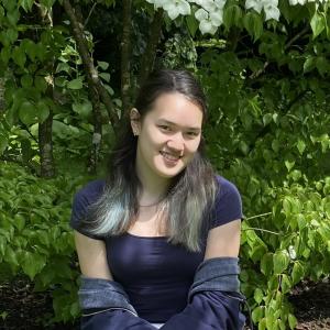 Zoe Buff Headshot (2025)