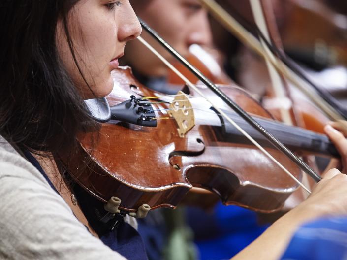 String students rehearse at MPAC