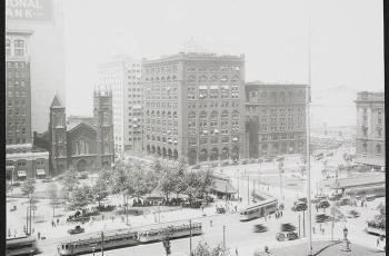 Cleveland College held classes at the Chamber of Commerce Building on Public Square.