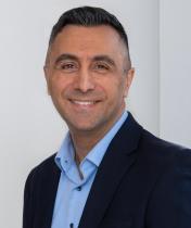 Ozan Akkus headshot