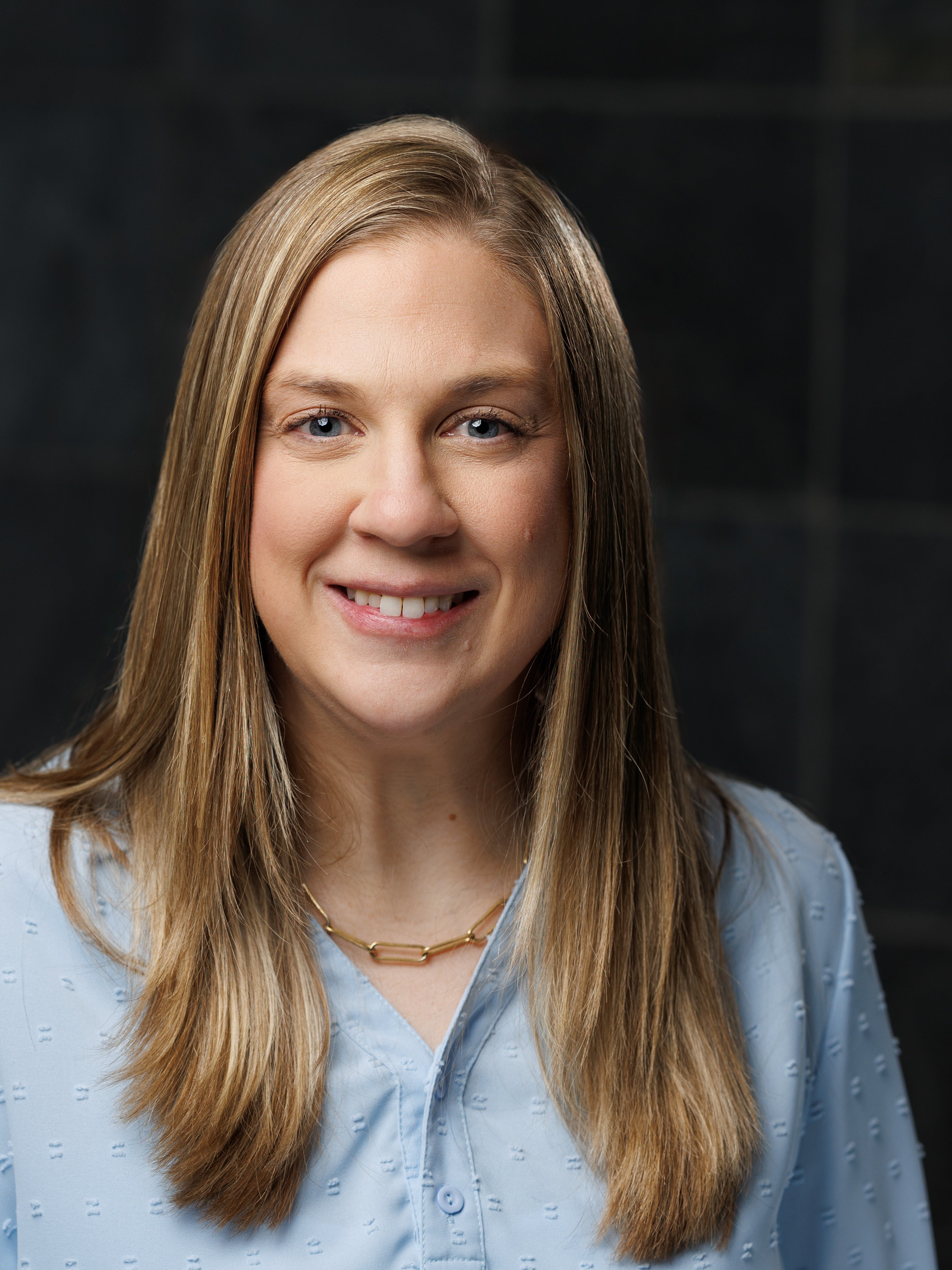 Carolyn Hicks headshot