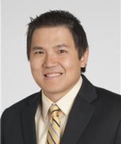 Jonathan Lee headshot