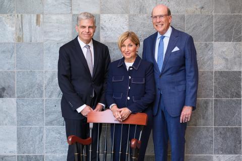 Dr. Schwartz with Peter and Laurie Weinberger