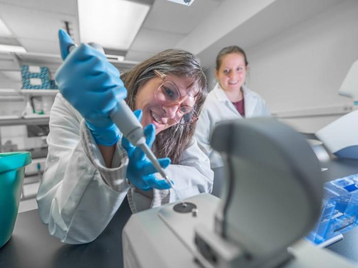 Woman working in a lab