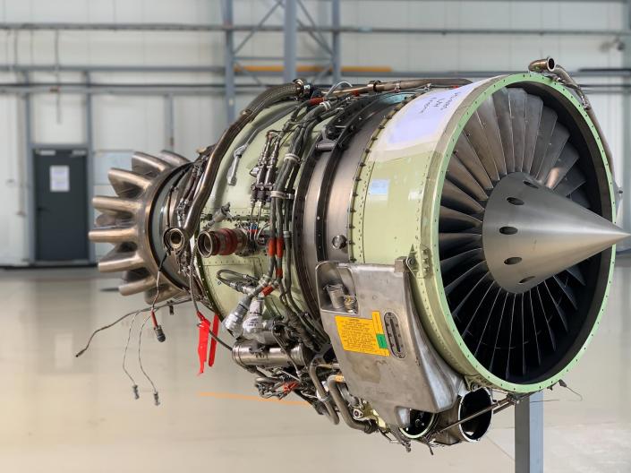 Plane engine