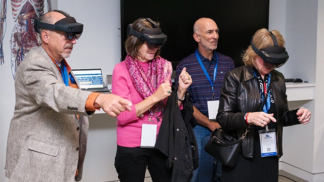 alumni experience VR in the simulation labs