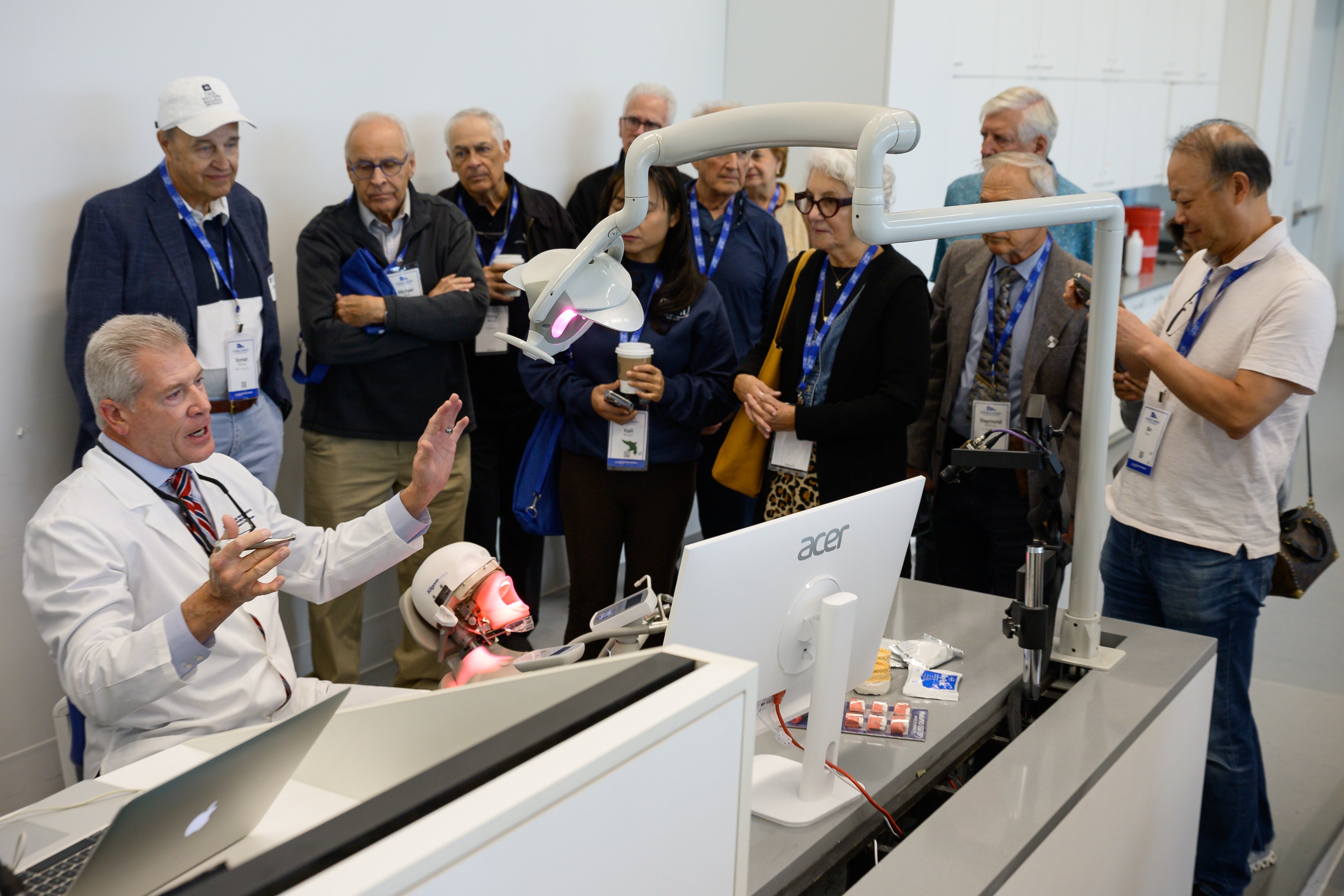 Dr. Ilser Turkyilmaz showcasing digital dentistry in the clinic.