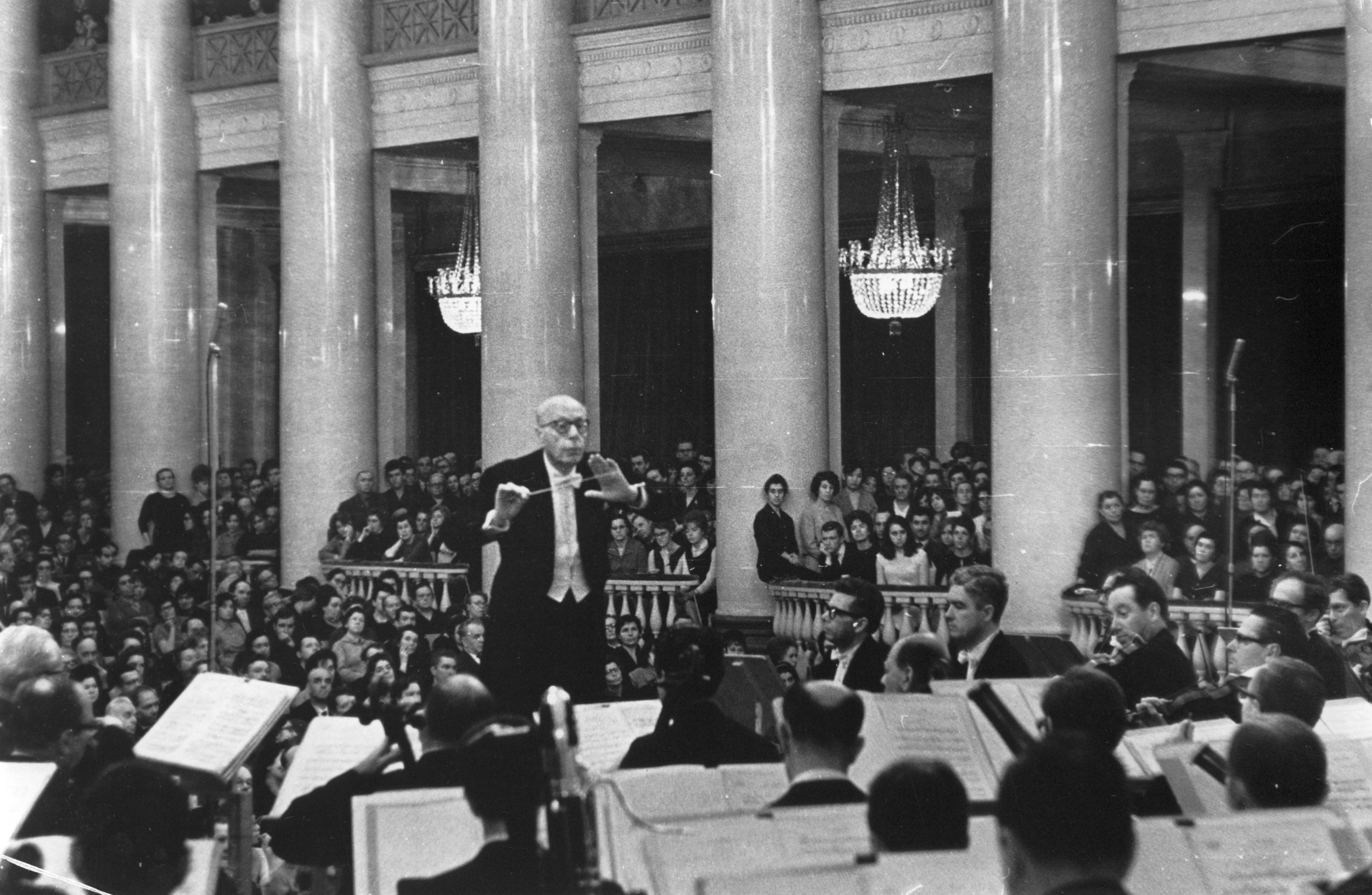 George Szell leading the Cleveland Orchestra at the Leningrad Philharmonia Bolshoi Hall, Leningrad, May 1965.