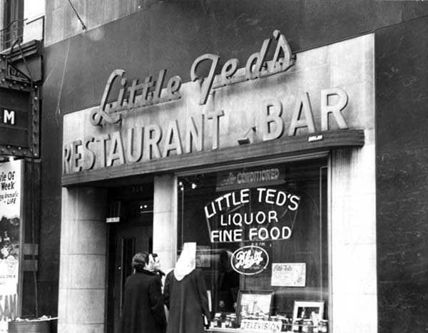 A black and white photo of the front of Little Ted's Restaurant and Bar in 1949