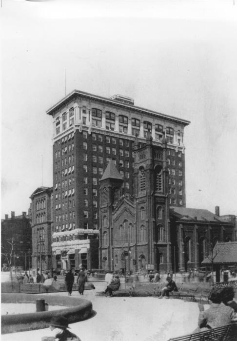 The Old Stone Church (First Presbyterian Church) next to the Cleveland Electric Illuminating building, ca. 1910. WRHS