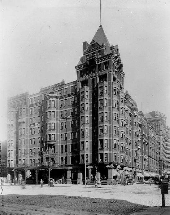 he enormous Hollenden Hotel dominates the corner of Superior Ave. and E. 6th St. in 1906. WRHS