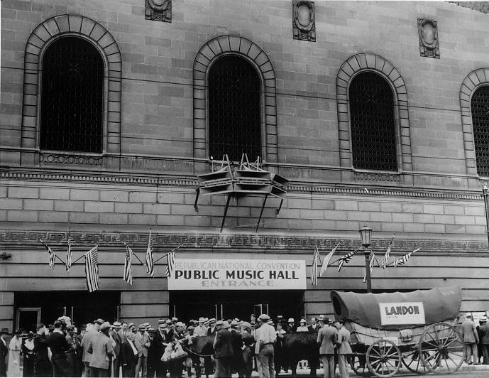 The Alf Landon Bandwagon in front of Public Hall at the 1936 GOP Convention. CPL.
