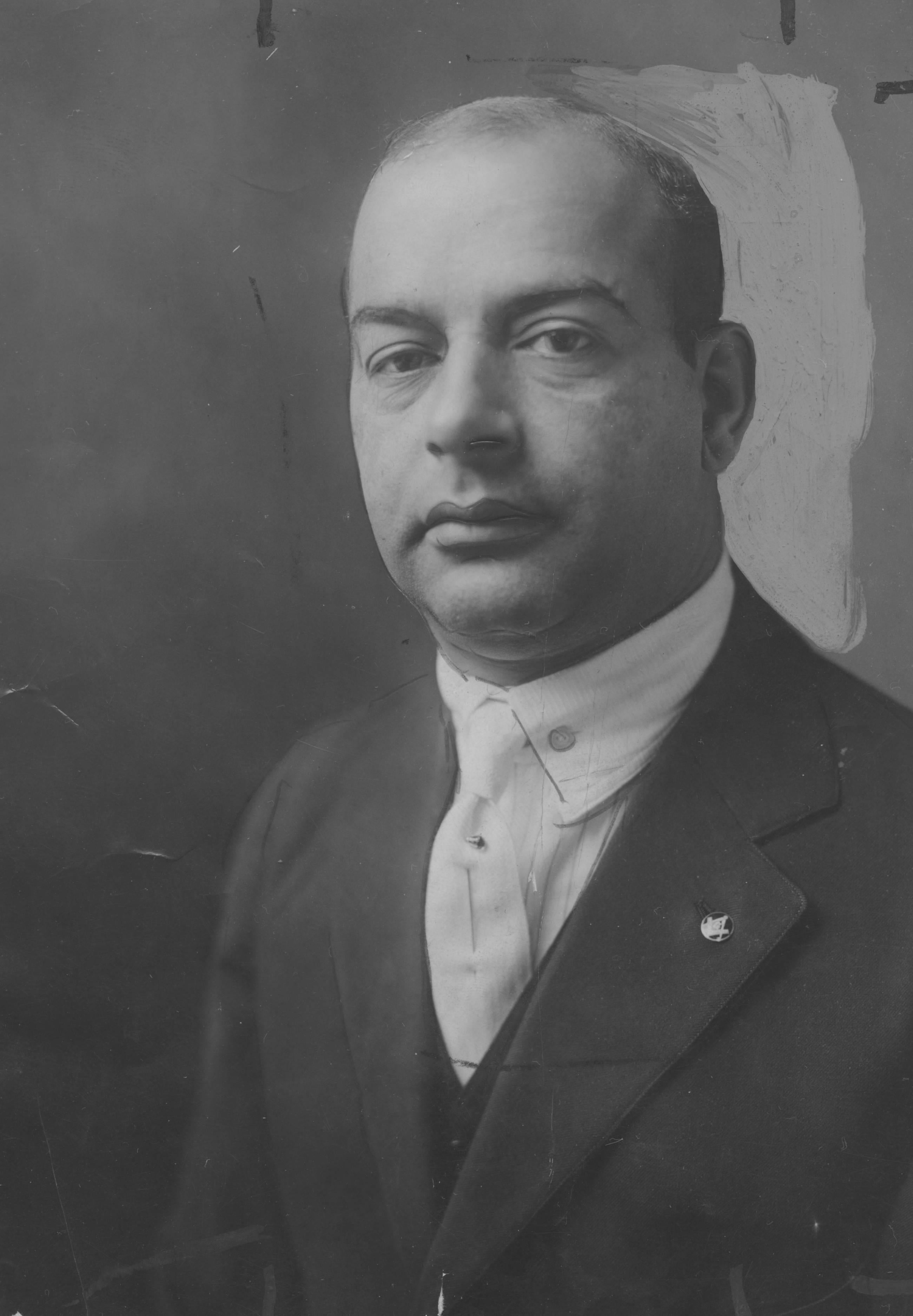 Harry E. Davis in 1934