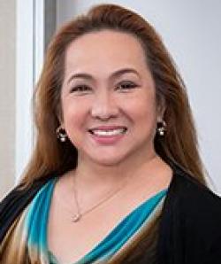 Headshot of Jennifer Aquino-Pyles