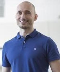 Headshot of Christian Carloni