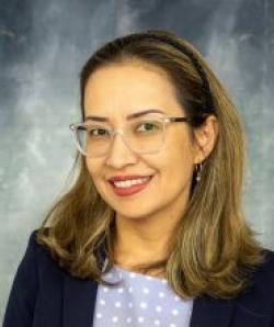 Headshot of Erika Barcelos