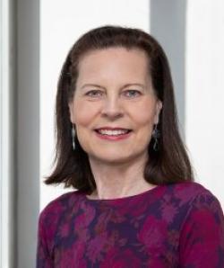 Headshot of Laura Kuhar