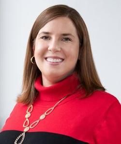 Lauren Maziarz headshot