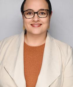 Ina Martin headshot
