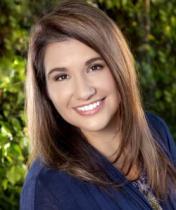 Headshot of Janet Gbur