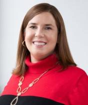 Lauren Maziarz headshot