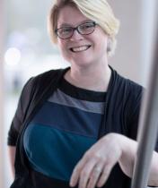 Jennifer Carter headshot