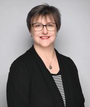 Amanda Ross headshot