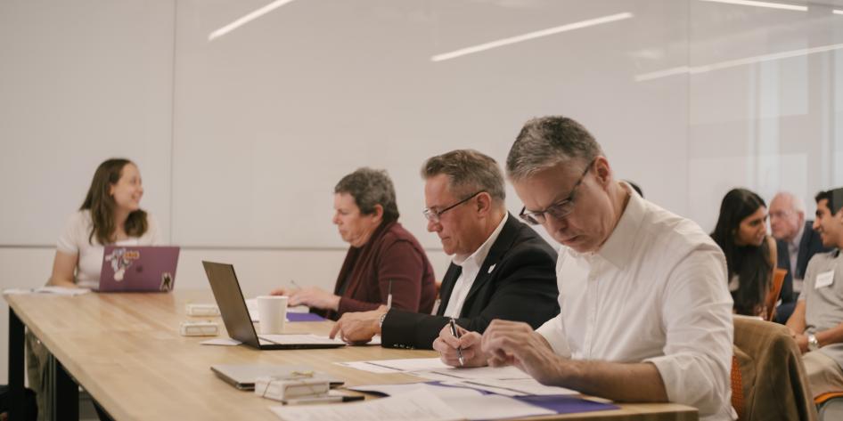 Judges responding to a presentation