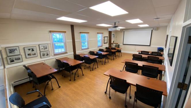 Kutina Classoom in classroom setup with desk seating for 20 persons