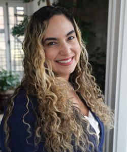 Medely Fason Headshot