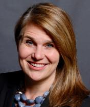 Jenn Ruggles headshot