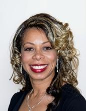 Monique Olowu headshot