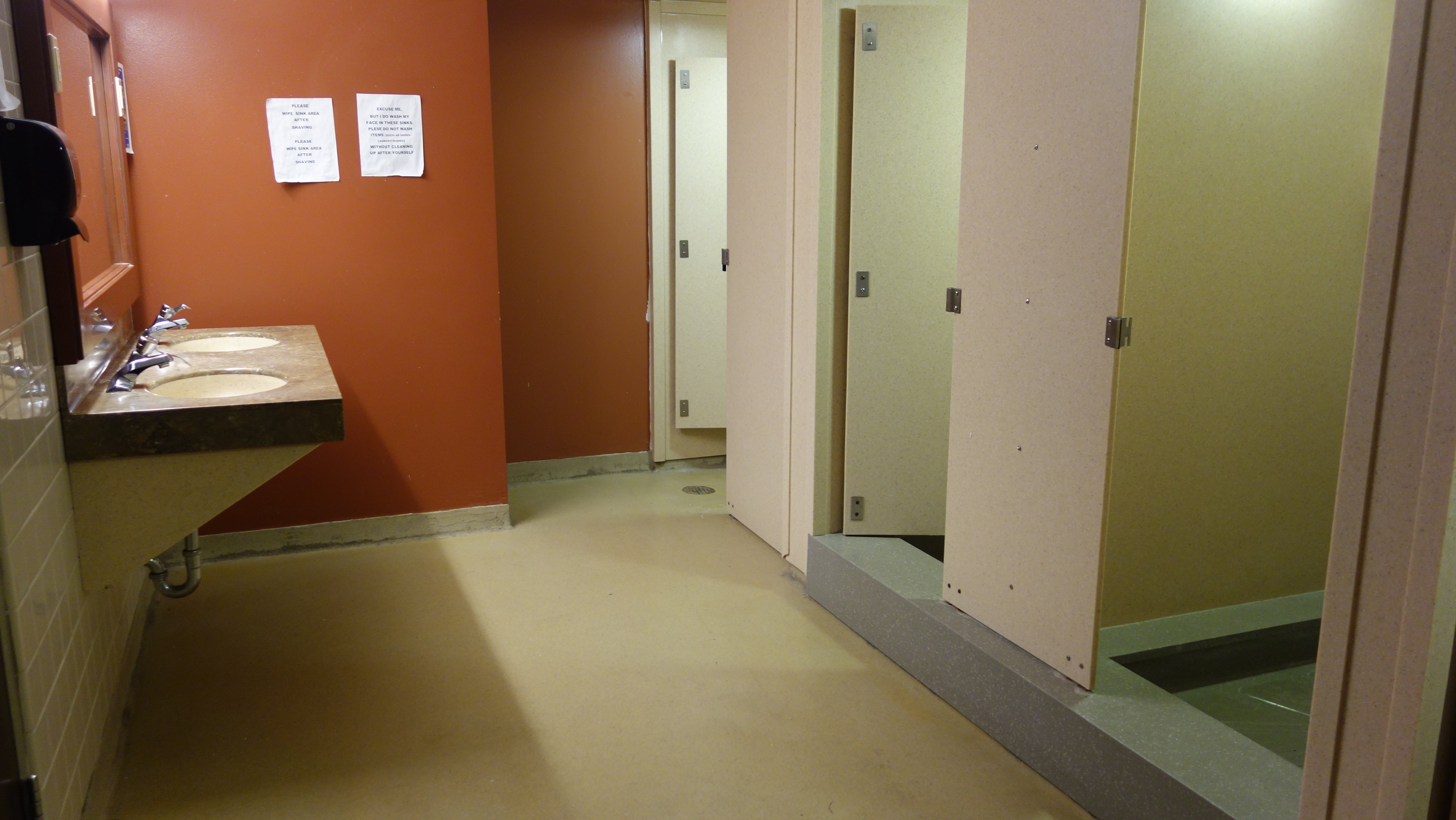 Smith House Bathroom showing sinks and shower stalls