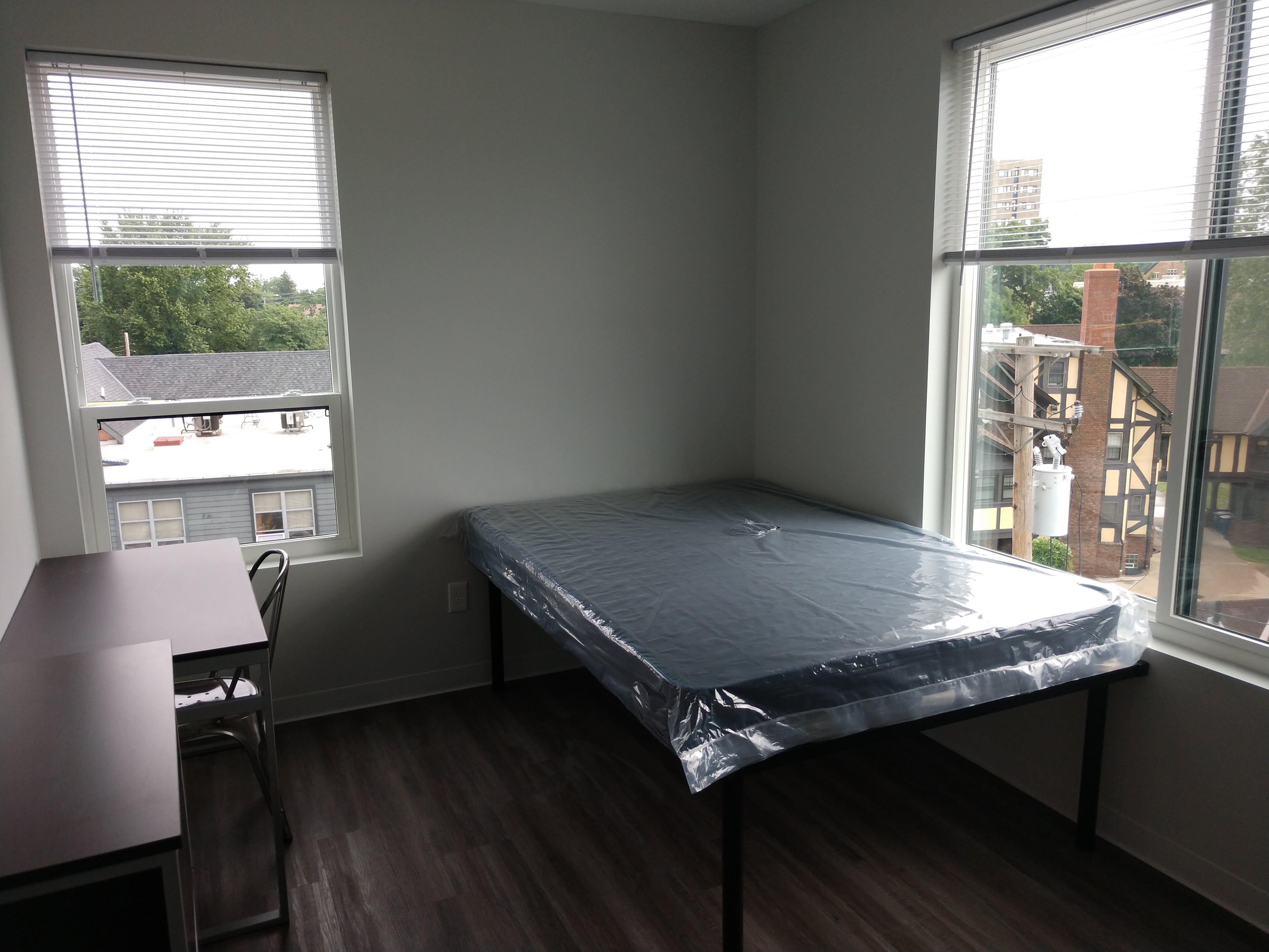 Hazel 4-Person apartment Bedroom