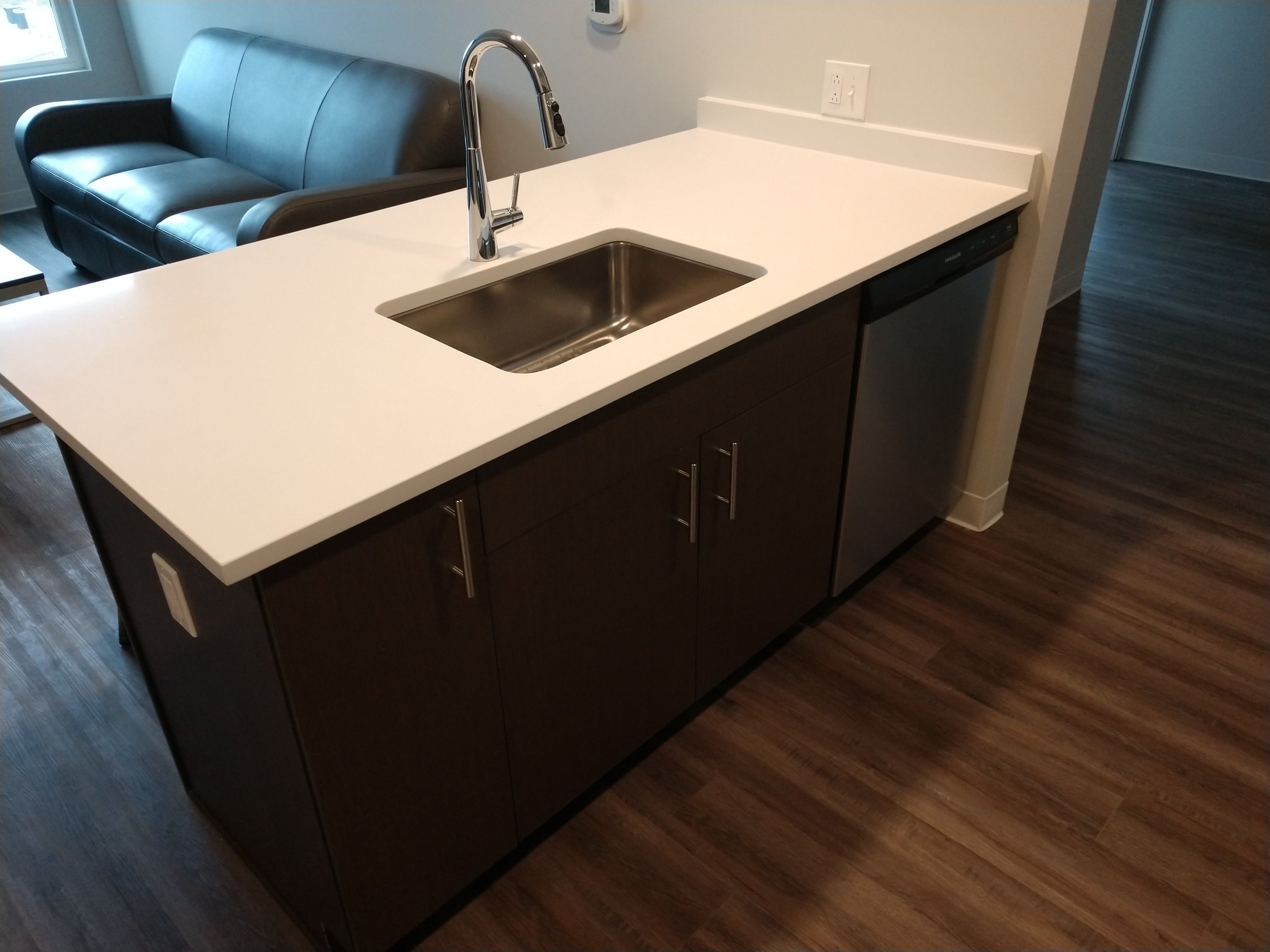 Hazel 4-Person Kitchen Sink and Dishwasher