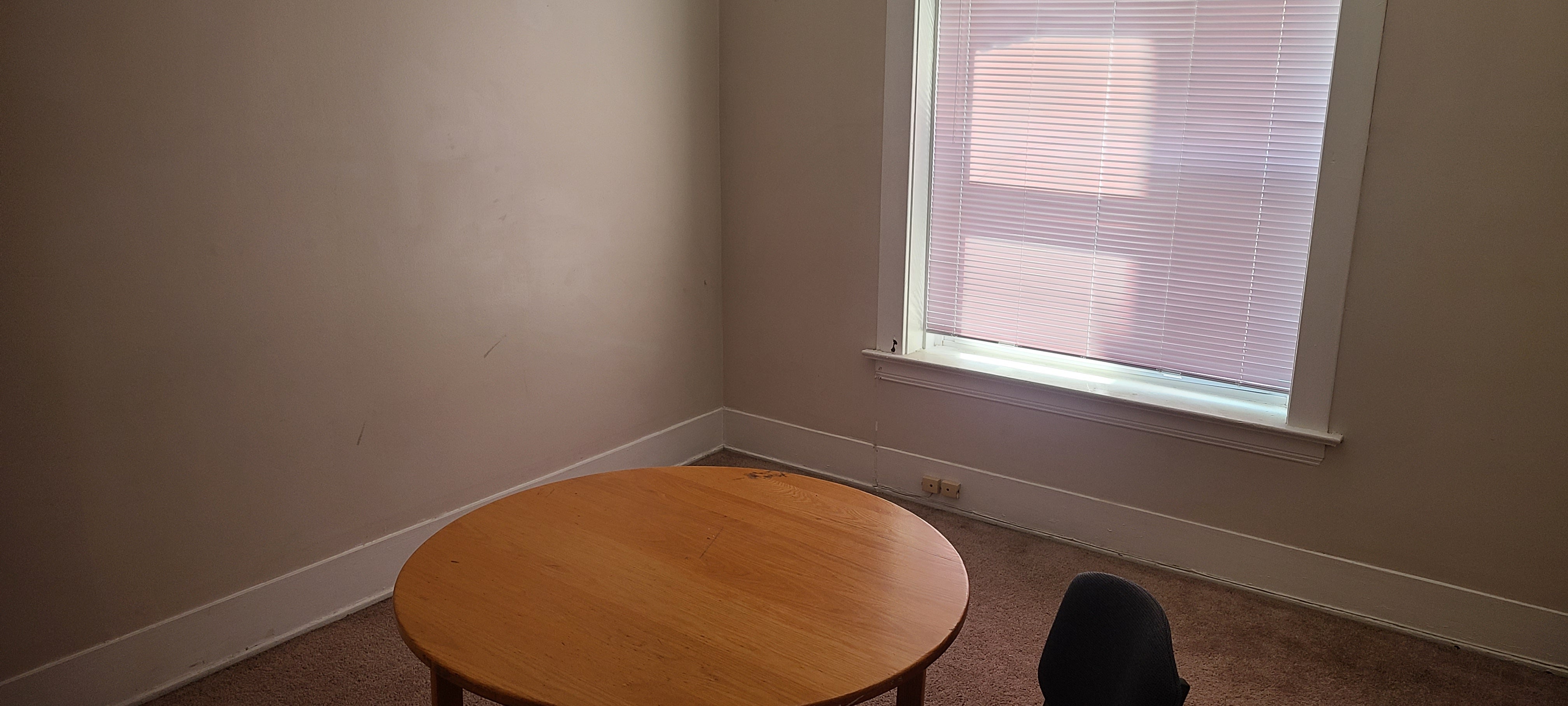 1719 Apt Dining Room
