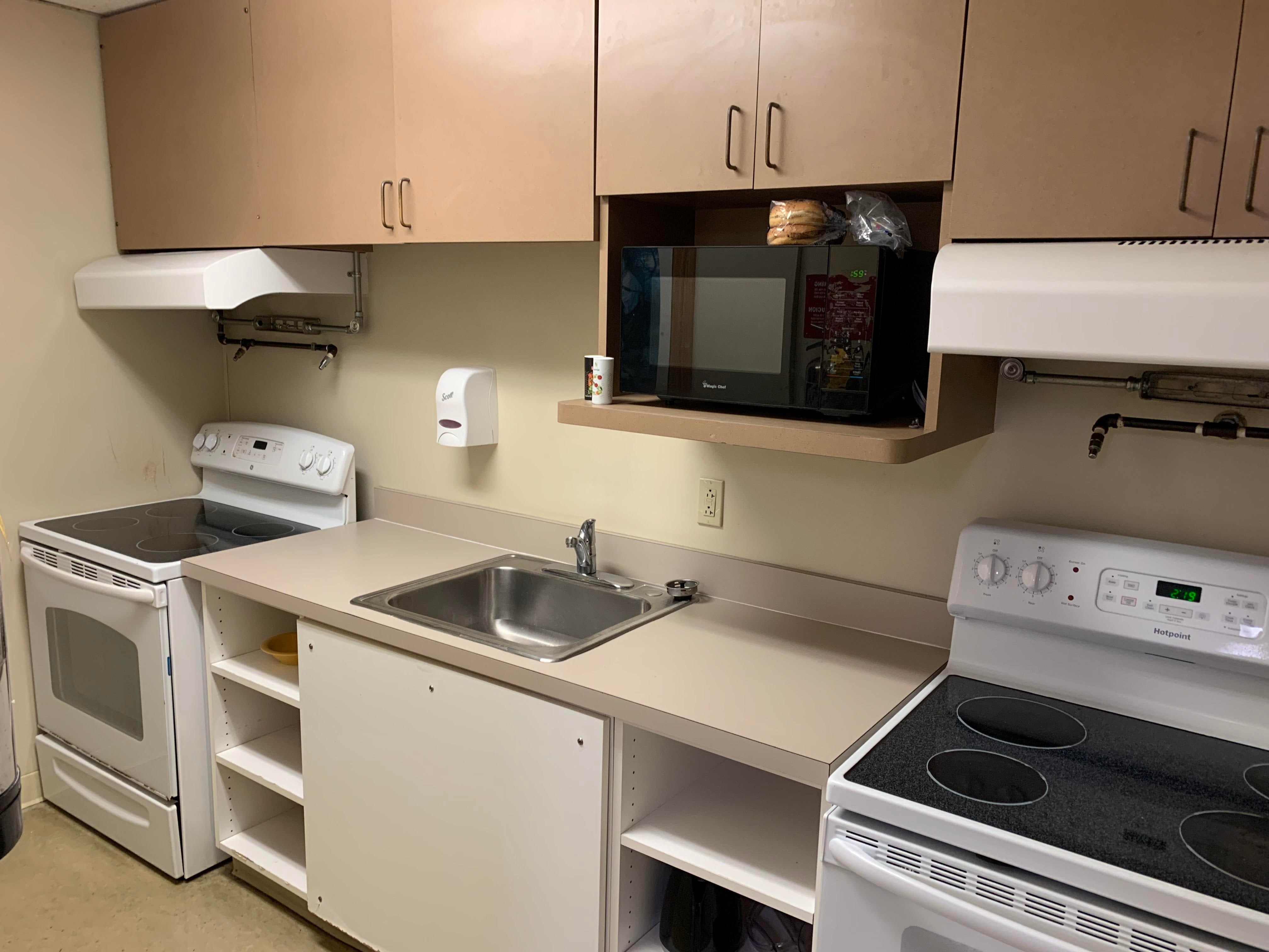 Hitchcock Kitchen - Located on 1st Floor