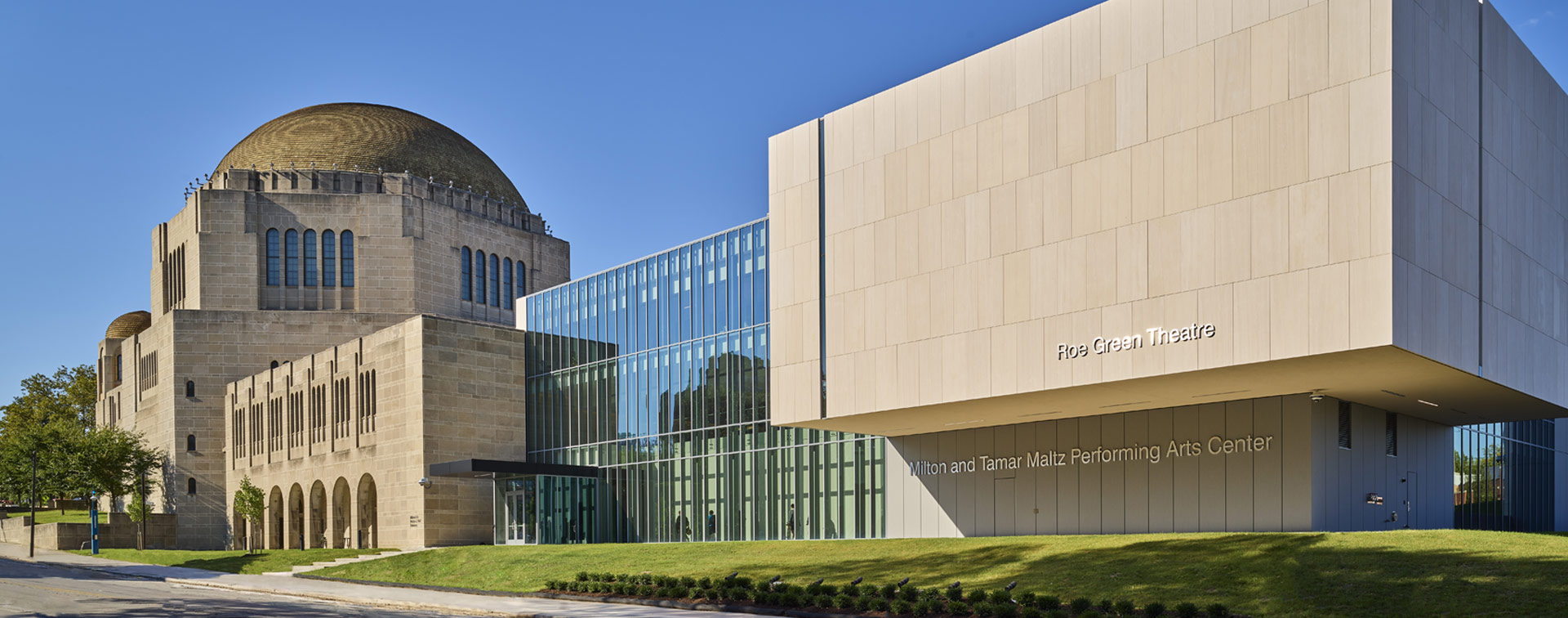 Photo of the exterior of the newly expanded Milton and Tamar Maltz Performing Arts Center at the Temple–Tifereth Israel