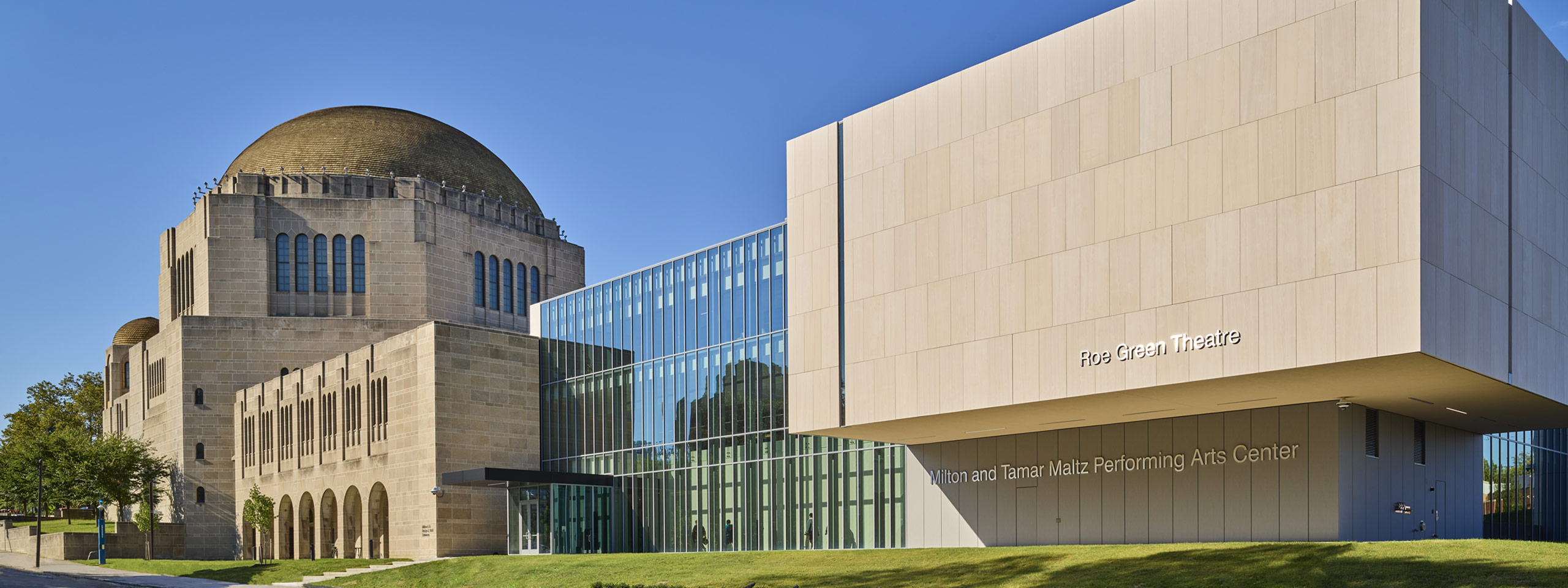 Photo of the exterior of the newly expanded Milton and Tamar Maltz Performing Arts Center at the Temple–Tifereth Israel