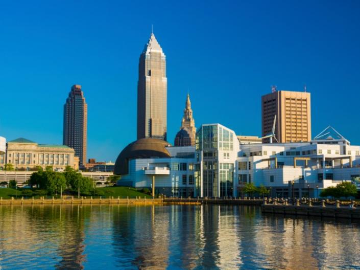 The city of Cleveland overlooking a river