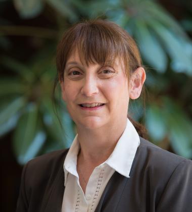 Cathy Lesser Mansfield